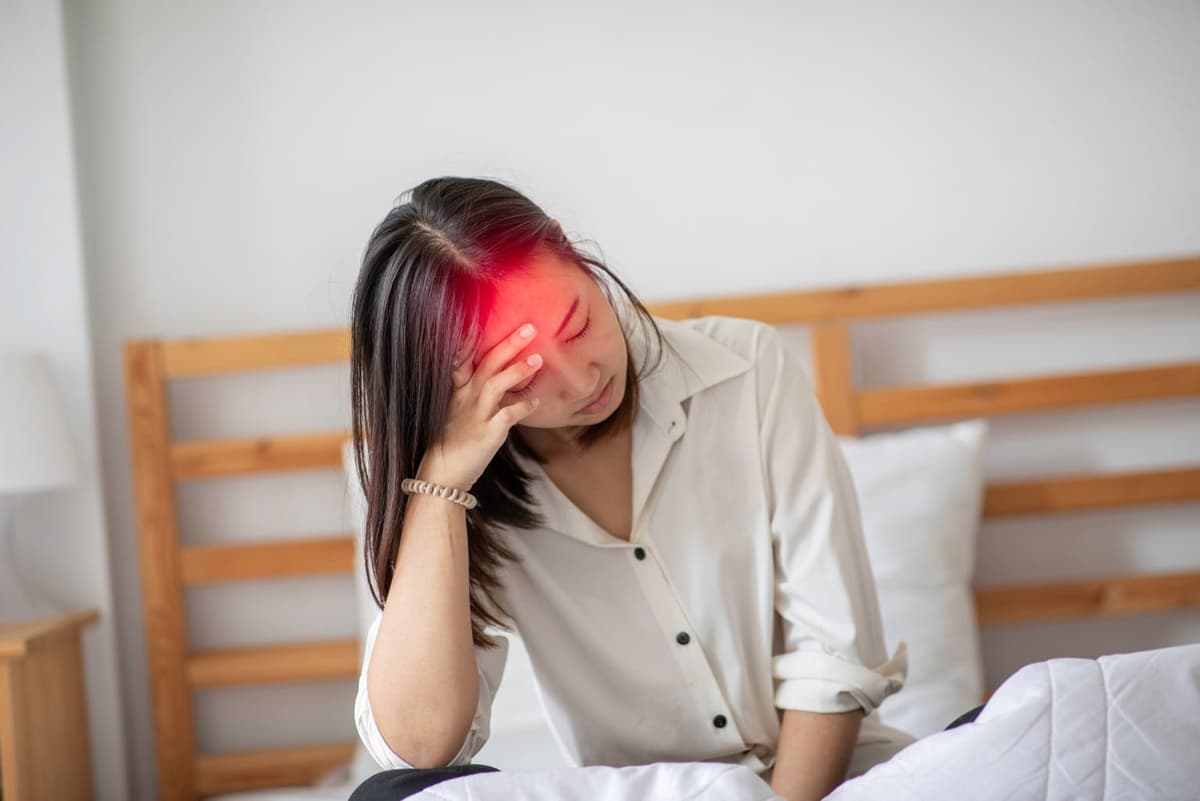 Migraine and headache treatment consultation at RamaCare Polyclinic Dubai