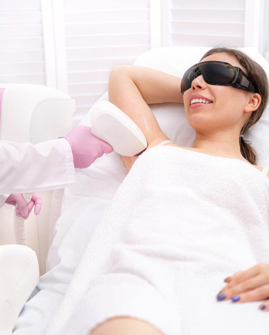 Skin tag removal aftercare consultation in Dubai