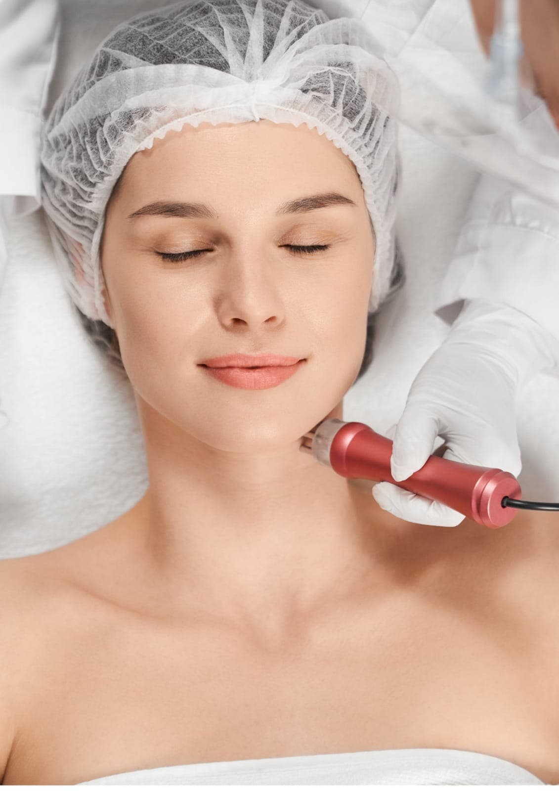 Exosomes Facial in Dubai performed by specialists to promote advanced skin repair and rejuvenation.